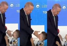 Erdogan îi trage o palmă unui copil care nu i-a sărutat mâna, apoi îi dă bani.
