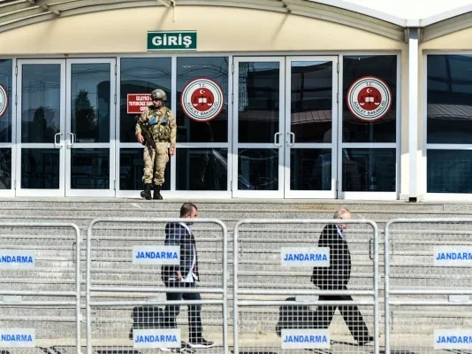 Procese în masă: Turcia deschide o sală de judecată uriașă în penitenciar